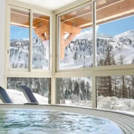 Centre Station Luxueux 2 Pieces, Vue Panoramique Plein Sud, Terrasse, Parking Prestations Haut De Gamme, Spa, Piscine, Jacuzzi, Hammam Isola Exterior photo