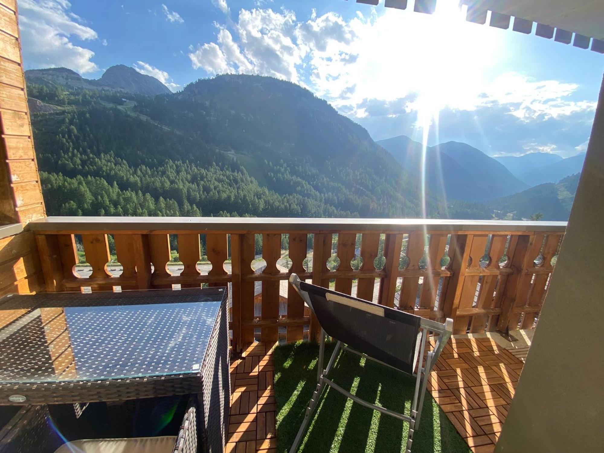 Centre Station Luxueux 2 Pieces, Vue Panoramique Plein Sud, Terrasse, Parking Prestations Haut De Gamme, Spa, Piscine, Jacuzzi, Hammam