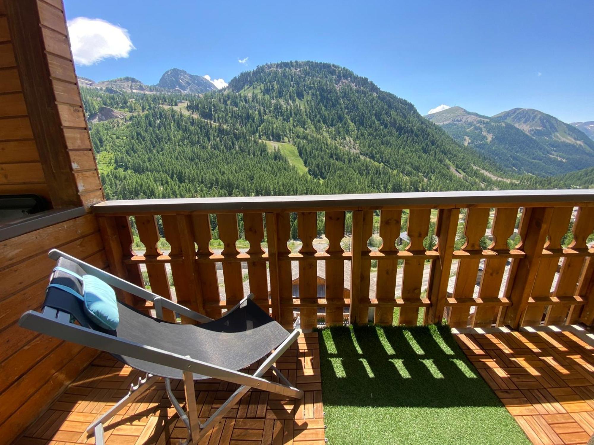 Centre Station Luxueux 2 Pieces, Vue Panoramique Plein Sud, Terrasse, Parking Prestations Haut De Gamme, Spa, Piscine, Jacuzzi, Hammam Apartment Isola
